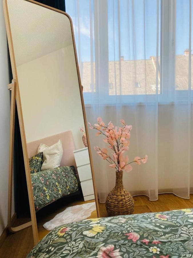 Vinestia Cityloft Storchenblick, Non-Serviced Appartement Leibnitz Kültér fotó